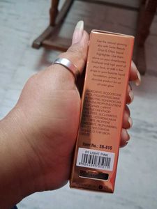 Swiss Beauty Liquid Highlighter