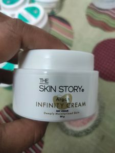 The Skin Story Combo Of Day And Night