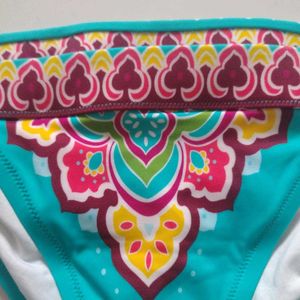 Vibrant Bikini Bottom with Bohemian Print 🆕