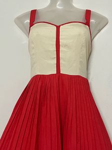 Pintresty Chic peach &amp; Cream Pleated Dress