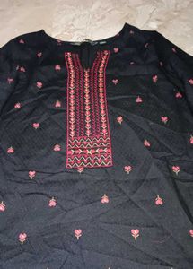 Black Embroidered Kurta