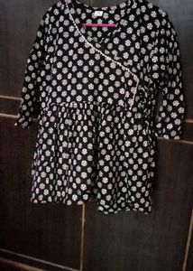 Stylish Black & White Printed Kurta