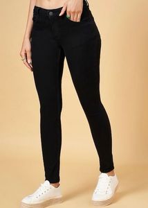 Classic Black Skinny Jeans