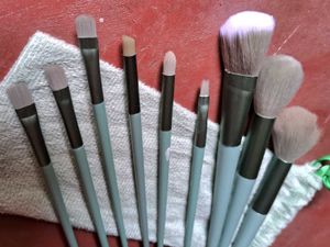Makeup Brush Set - 9 Pieces