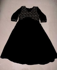 Elegant BlackAlia cut Kurta with Intricate Embroid
