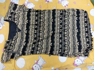 Patterned Black Top