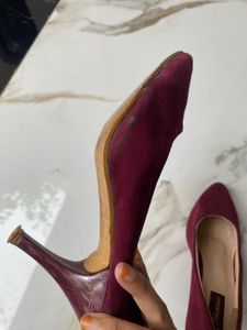 Chic Burgundy Suede Pumps