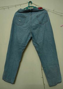 Distressed Light Wash denim Jeans