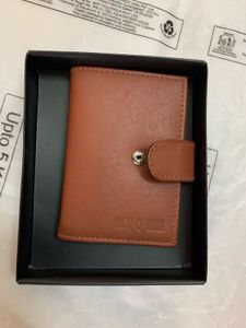 Hide &amp; Sleek Wallet