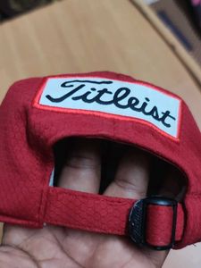 titlest golf cap