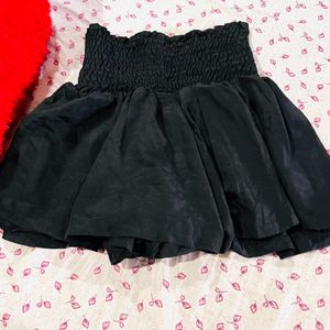 Black Skort