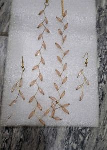 Delicate Beaded Leaf Design Jewelry Set