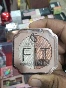 Color Strokes Fit Me Highlighter Palette