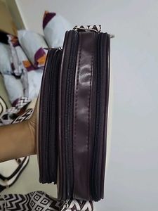 Woman sling bag