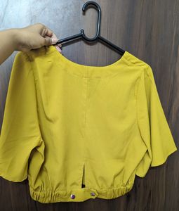 Harpa Mustard Yellow Crop Top