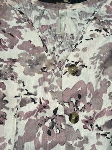 Floral Print V-Neck Puff Sleeve Top