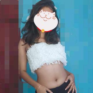 Cute white Crop Top🪽🧚🏻‍♀️