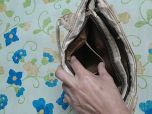 Brown cloth handbag