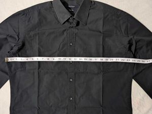 Boxy fit Black Long Sleeve Button-Up Shirt