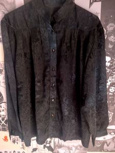 Victorian style shirt with charcoal details
