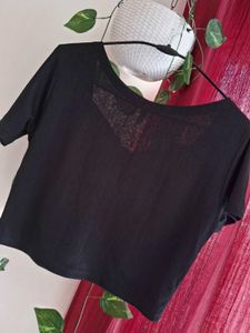 Black Ribbed Crop Top🖤🎀🔥