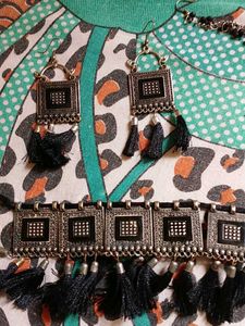 Ethnic Choker Necklace &amp; Earrings Set
