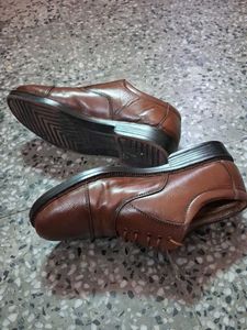 Classic Brown Leather Oxford Shoes