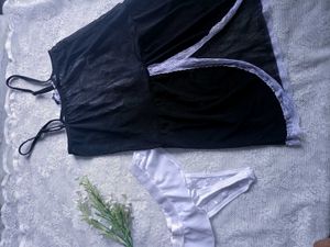 e Lingerie Set