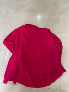 pink shirt