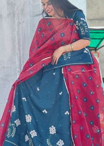 Elegant Teal Kurta Set with Red Dupatta