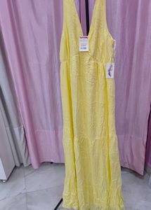 Yellow Maxi Dress - New With Tags (XSmall