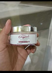Glow Oxygluta Face Repair Cream