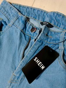 Light Wash Wide Leg Jeans
