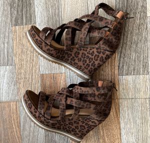 New Catwalk Brown Printed Strappy Heels