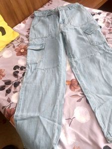 Cargo Jeans