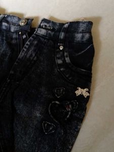 Girls' Distressed Denim Capris