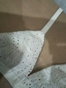 off white Broderie Anglaise Bra(customised