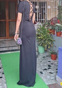 Elegant Black Maxi Dress