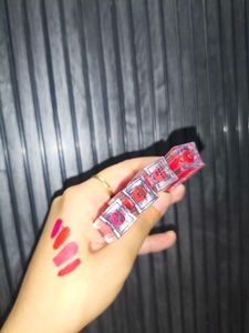 Branded new Nourish Mantra Liquid Lipstick
