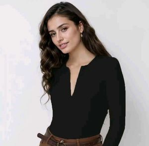 Classic Black V-Neck Long Sleeve Top