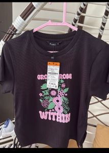 Cute Graphic T-Shirt,it's xl but L n M size also c