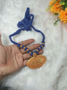 Blue Thread Necklace with Oval Pendant