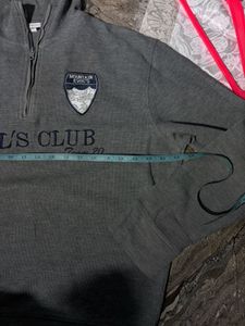 Grey Pullover Sweatshirt