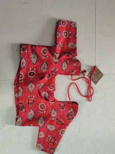 WHITE AND RED COLOUR COMBO BLOUSE