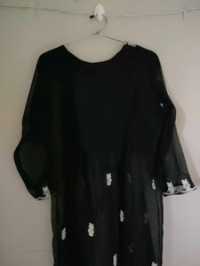 Elegant Black Embroidered Kurta Set