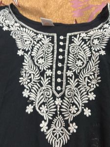 Elegant Black Kurta with White Dupatta