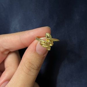 Set of 5 Snake Rings Golden