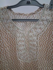 combo of 2 kurti Stylish Ethnic Kurta with Decorat