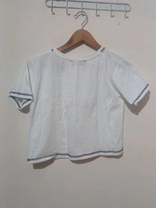Graphic Print Cropped T-Shirt