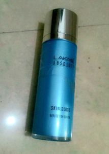 Lakme Absolute Skin Gloss Reflection Serum